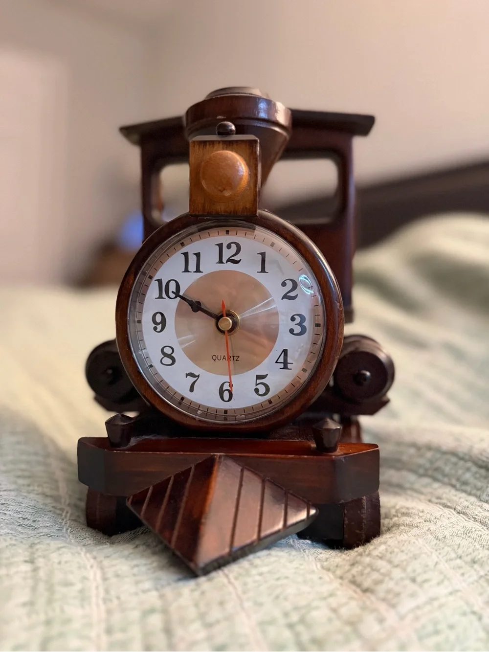 Vintage Wooden Railroad Steam Engine Quartz Train Clock Tochigi Tokei Co. Ltd